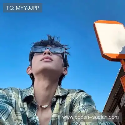 贺佩多